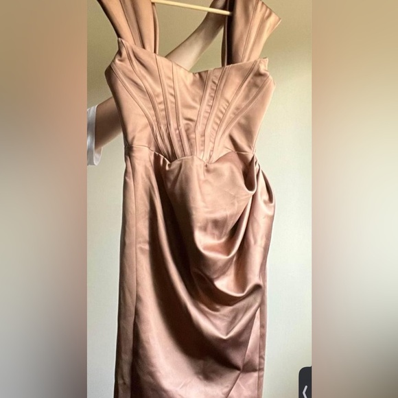 House of CB dress - Picture 4 of 5